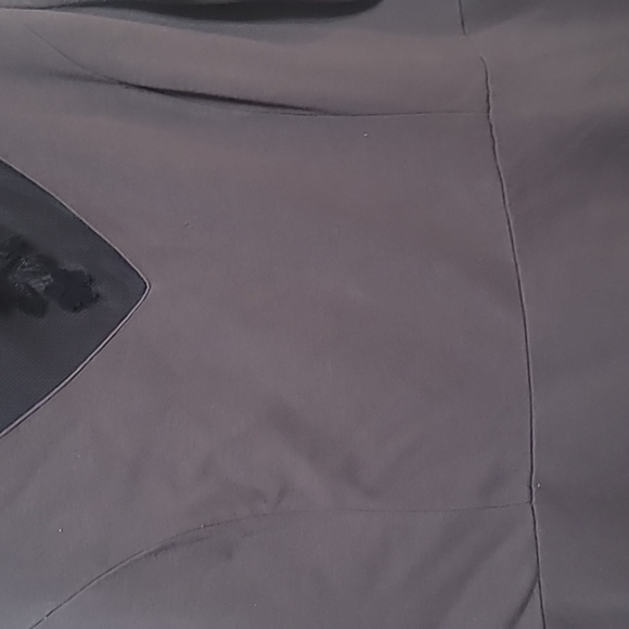 Torrid Gray and Black Lace Peplum Top - Picture 4 of 4